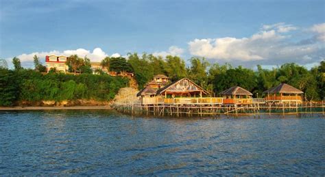 12 QUEZON BEACHES AND BEACH RESORTS IN .